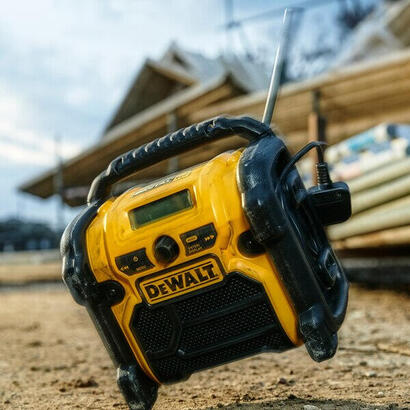 radio-dewalt-dcr020-qw-portatil-digital-negro-amarillo