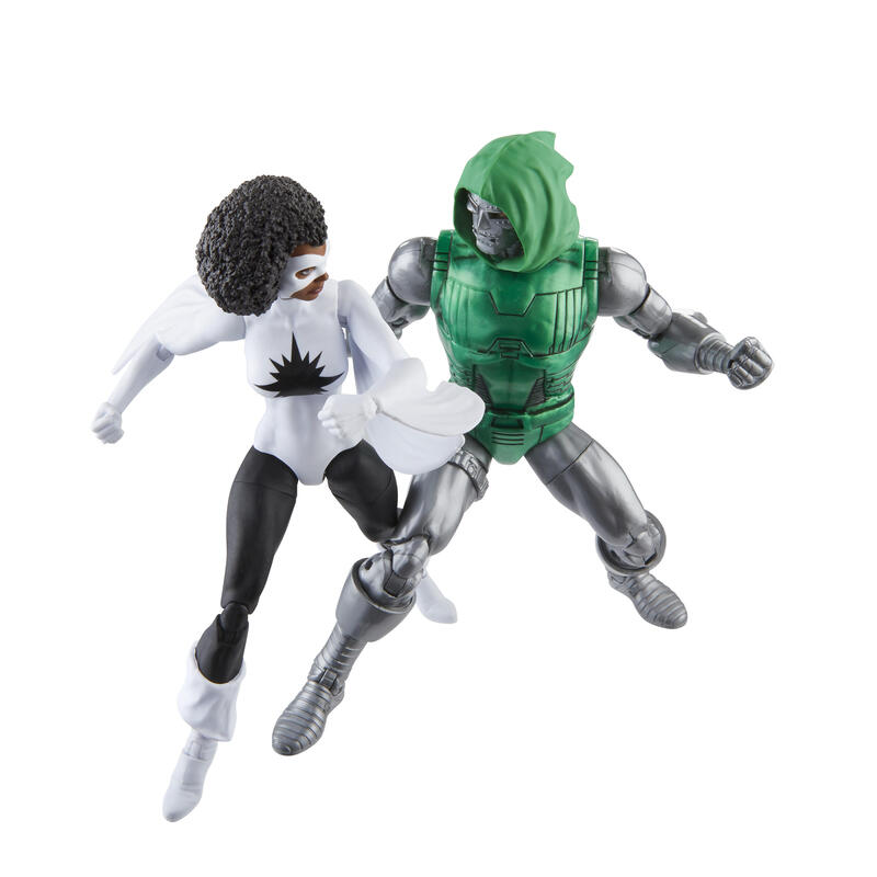 figura-captain-marvel-vs-doctor-doom-beyond-earths-mightiest-los-vegadores-avengers-marvel-15cm