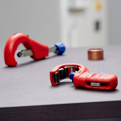 cortatubos-knipex-dp50-90-23-01-bk-rojo-azul-90-23-01-bk