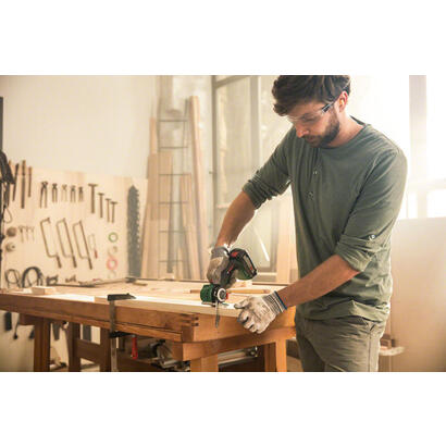 bosch-sierra-de-bateria-nanoblade-advancedcut-18-18-voltios-motosierra-verdenegro-bateria-li-ion-25-ah-power-for-all-alliance-06