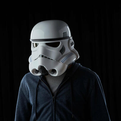 replica-casco-hasbro-star-wars-the-black-series-imperial-stormtrooper