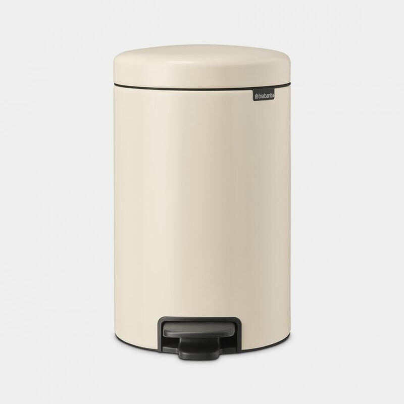 papelera-brabantia-pedal-bin-newicon-12-l-soft-beige