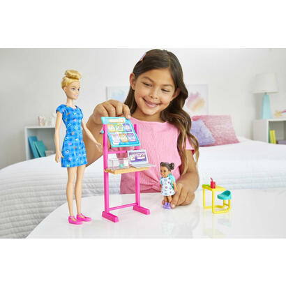 muneca-maestra-caucasica-barbie