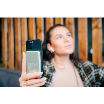 verbatim-wireless-power-bank-charge-n-go-5000mah-verde-claro-qi-pd-30-quick-charge-30-32241