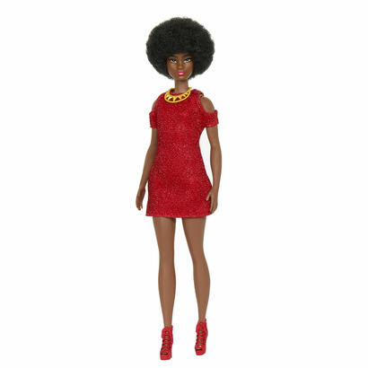 muneca-mattel-barbie-fashionistas-barbie-negra-con-vestido-de-punto-rojo-hrh18