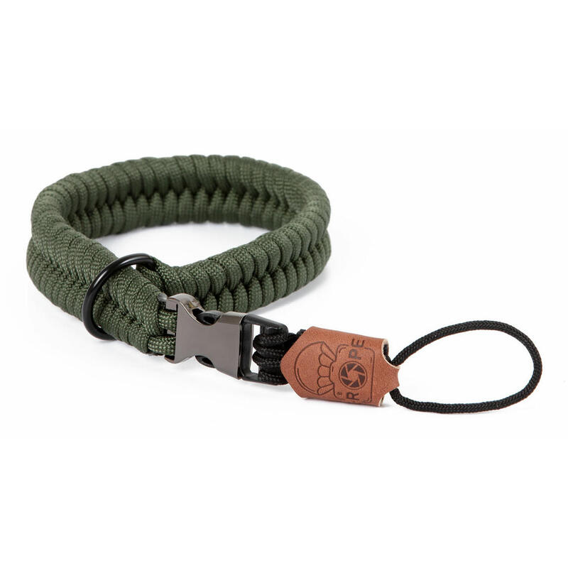 c-rope-camara-handschlaufe-claw-aus-paracord-30cm-olive-retail