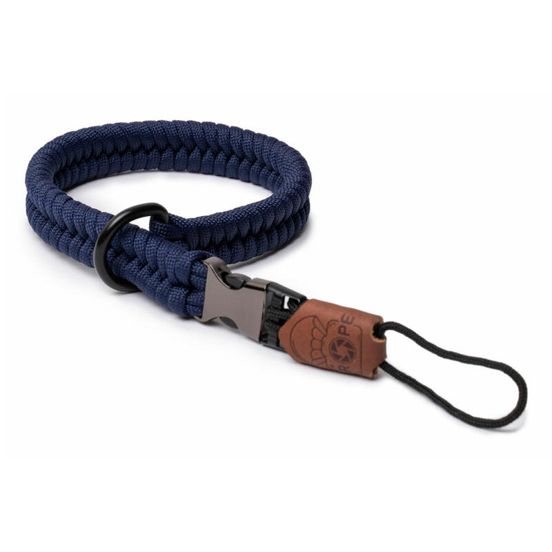 c-rope-camara-handschlaufe-claw-aus-paracord-30cm-blue-retail