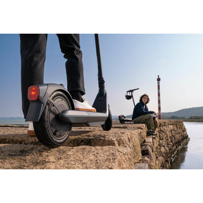 patinete-ninebot-by-segway-e2-pro-e-black