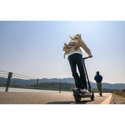 patinete-ninebot-by-segway-e2-pro-e-black