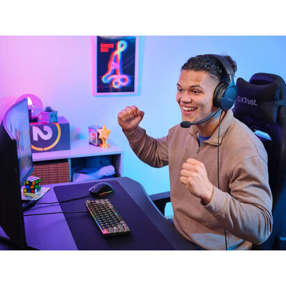 trust-gxt-867-acira-teclado-juego-usb-qwerty-ingles-de-ee-uu-negro