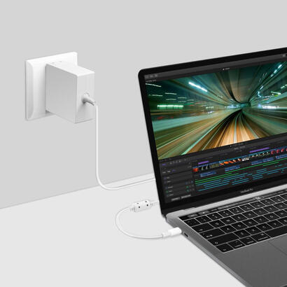 usb-c-power-adapter-45w-5v2a-20v225a-plug-usb-c