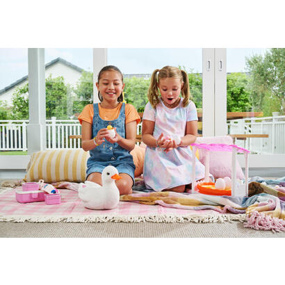 zuru-pets-alive-mama-duck-surprise-terry-toy-48946800333510