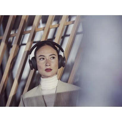 bang-olufsen-beoplay-portal-negro-anthracite