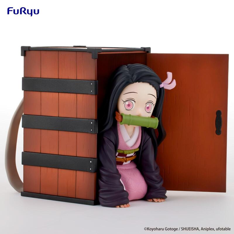 figura-good-smile-kimetsu-no-yaiba-demon-slayer-nezuco-in-box