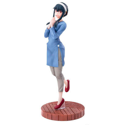 figura-yor-forger-season-1-cours-2-ed-coordination-ver-fig-21-cm-spy-x-family-luminasta