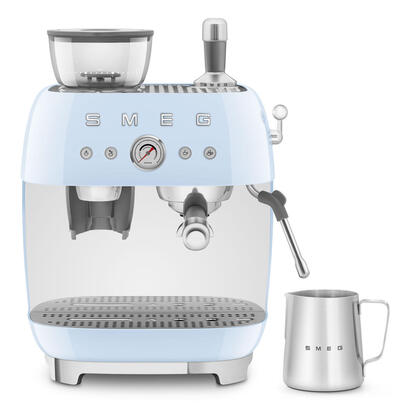 smeg-egf03pbeu-espressomaschine-kaffeevollautomat-50s-style-pastellblau