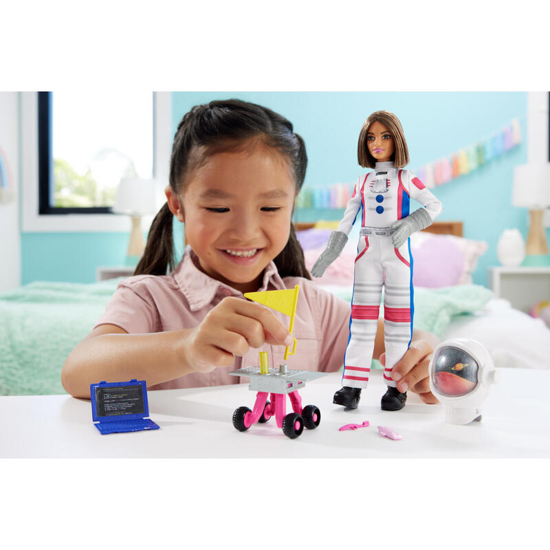 barbie-astronaut-doll barbie-astronaut-doll