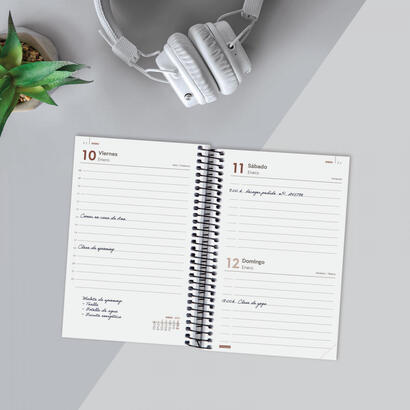 finocam-agenda-anual-year-espiral-e5-117x181mm-1dp-negro-2025