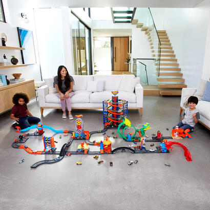 caja-de-acrobacias-bidon-hot-wheels
