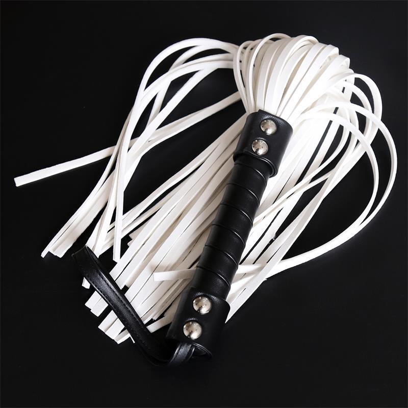 flogger-con-doble-remache-44-cm