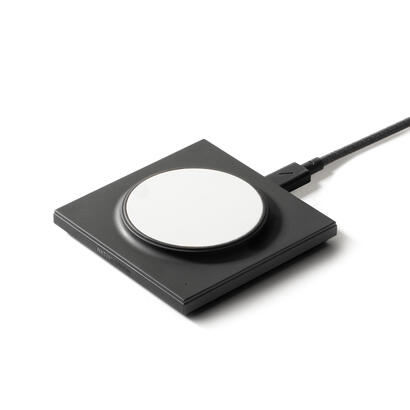 native-union-drop-magnetic-wireless-charger-black