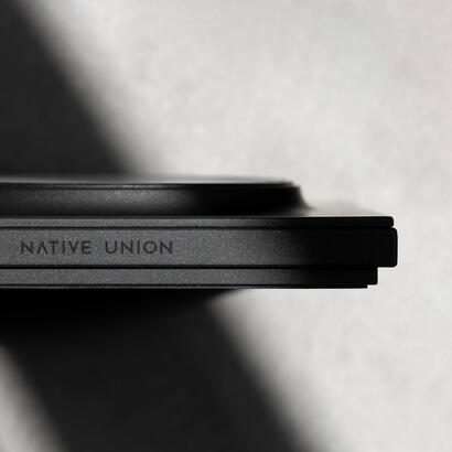 native-union-drop-magnetic-wireless-charger-black