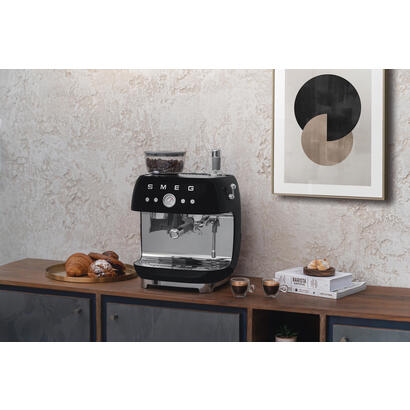 smeg-egf03bleu-maquina-de-expreso-cafetera-totalmente-automatica-estilo-anos-50-negro