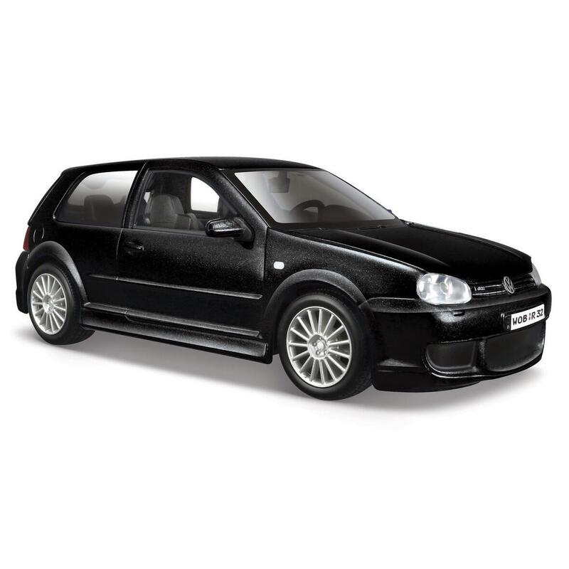 model-kompozytowy-volkswagen-golf-r32-grana-czarny