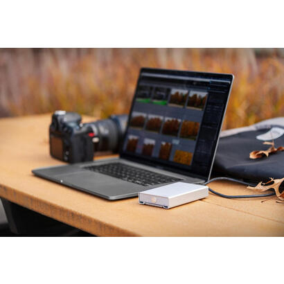 caja-externa-owc-express-1m2-aluminio-usb4-thunderbolt