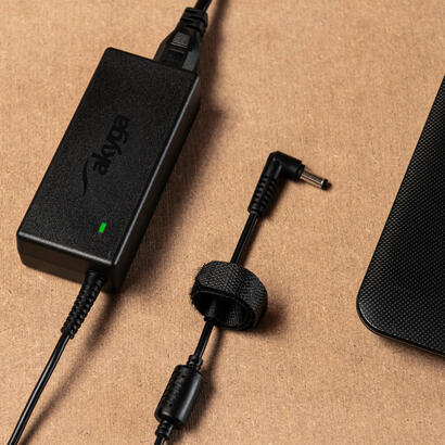akyga-cargador-portatil-5-202v-2-43a-87w-usb-tipo-c-12m-ak-nd-79