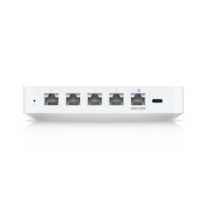 unifi-cloud-gateway-with-a-full-suite-of-advanced