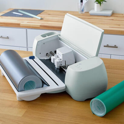 cricut-roll-holder