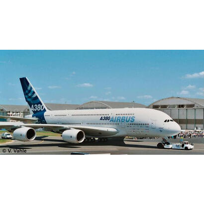 revell-airbus-a-380-design-new-livery-first-flight