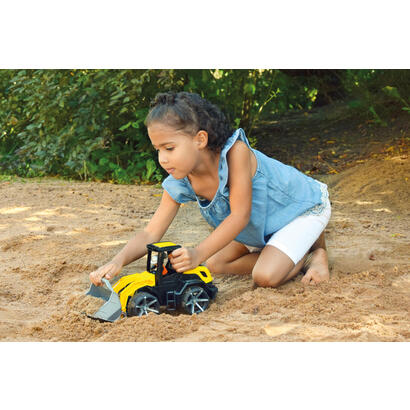 lena-truxx2-earth-mover-presenter