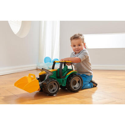 lena-giga-trucks-tractor-with-front-shovel
