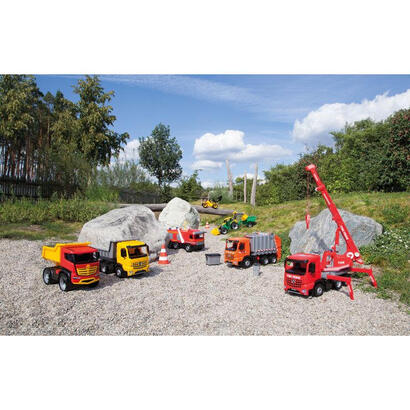 lena-giga-trucks-tractor-with-shovel-trailer