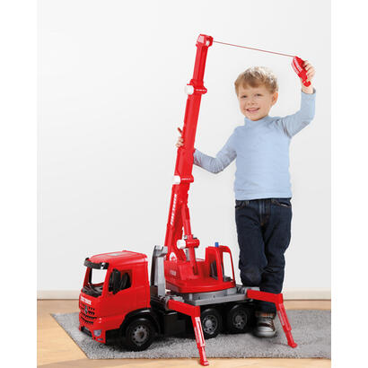 lena-giga-trucks-fire-crane-truck-arocs