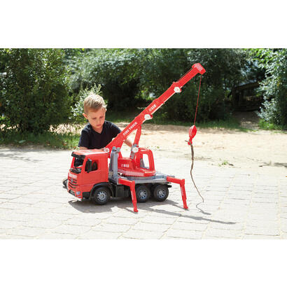 lena-giga-trucks-fire-crane-truck-arocs