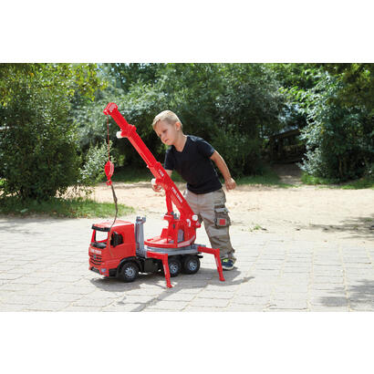 lena-giga-trucks-fire-crane-truck-arocs