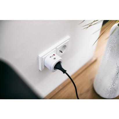 brennenstuhl-wifi-socket-xs01-with-energy-metering