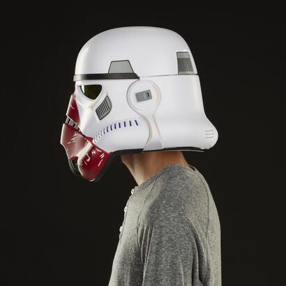 casco-electronico-incinerator-stormtrooper-de-star-wars