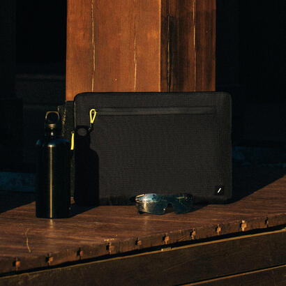 native-union-ultralight-sleeve-356-cm-14-funda-negro