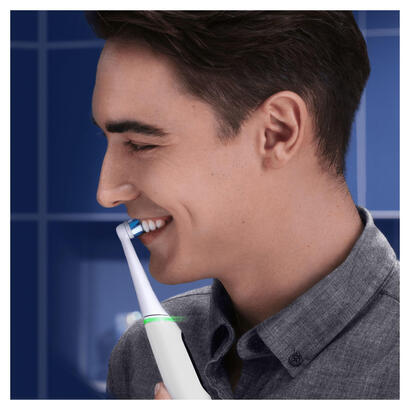 oral-b-io6-electric-toothbrush-white