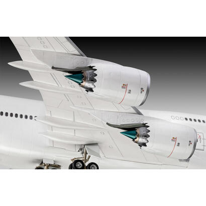 revell-boeing-747-8-luft-hansa-new