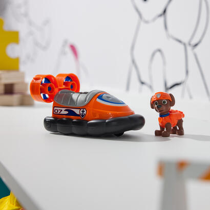 spin-master-paw-patrol-barco-de-cojin-de-aire-con-figura-de-perro-zuma-vehiculo-de-caza-6071225
