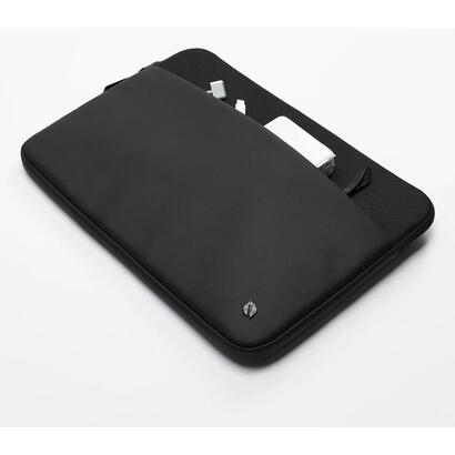 funda-incase-arc-para-macbook-pro-de-16-m4m3m2m12024-2021-negro