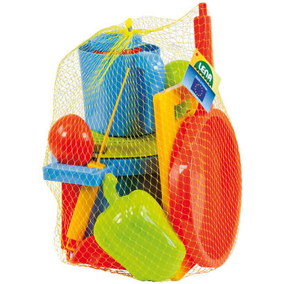 lena-happy-sand-cook