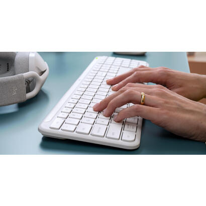 teclado-ingles-logitech-k950-signature-slim-teclado-rf-wireless-bluetooth-qwerty-eeuu-grafito