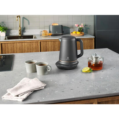 tetera-electrolux-e7k16bp-electrica-17-l-2400-w-negro-cobre