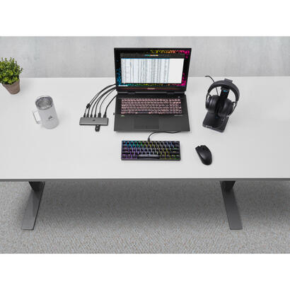 nb-acc-corsair-docking-usb100-c-7-port